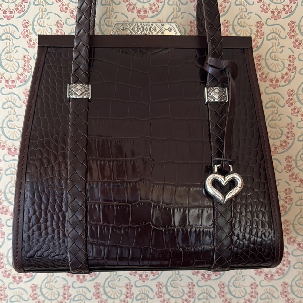 Priced to sell! ❤️ Brighton Leather Croc-Embossed Shoulder Bag & dust bag & box!